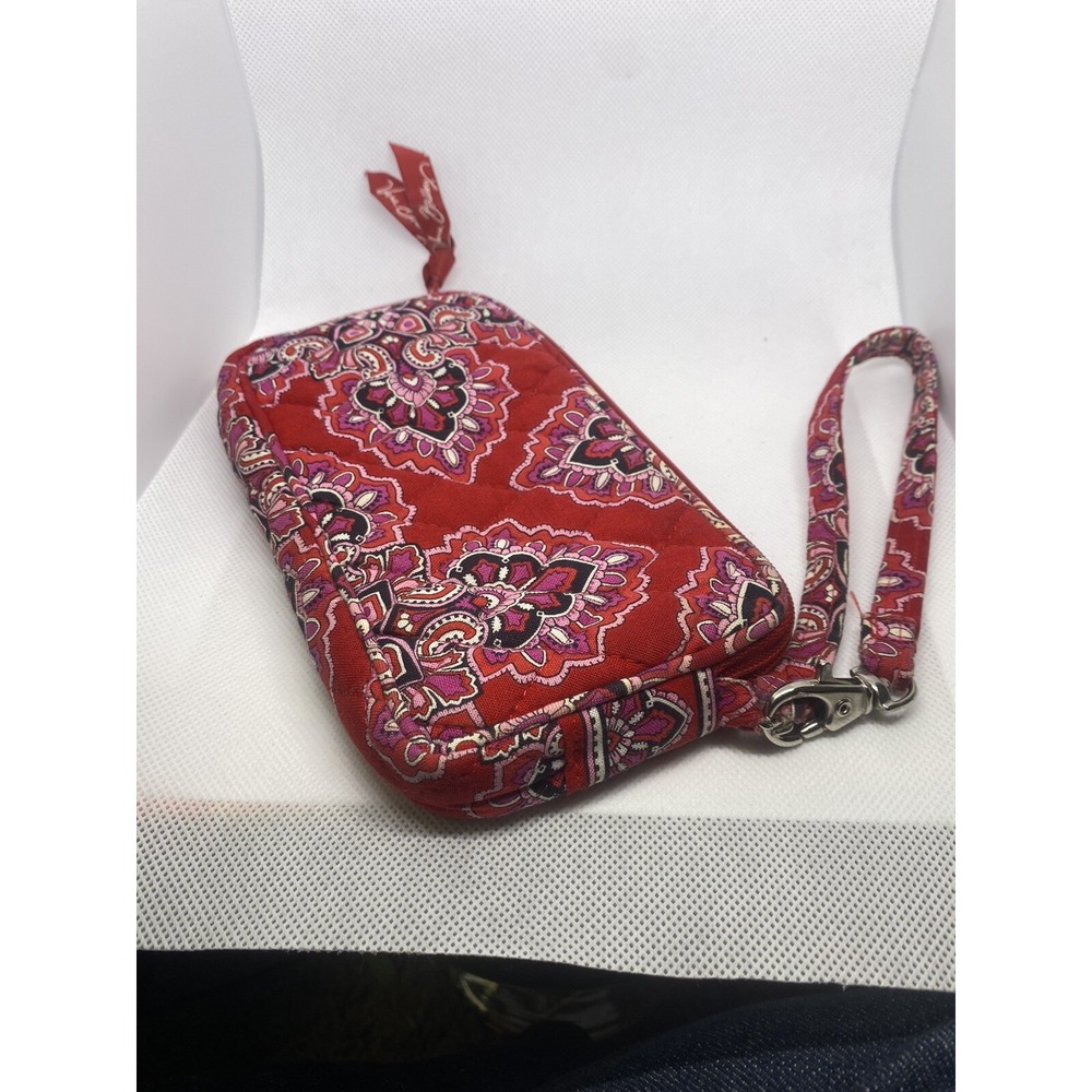 Vera Bradley Red Paisley Wristlet Great Condition
